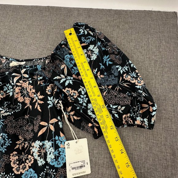 Brand New!! a.n.a a new approach Floral Dress Puffy Short Sleeves Small MSRP $60 - Picture 7 of 14